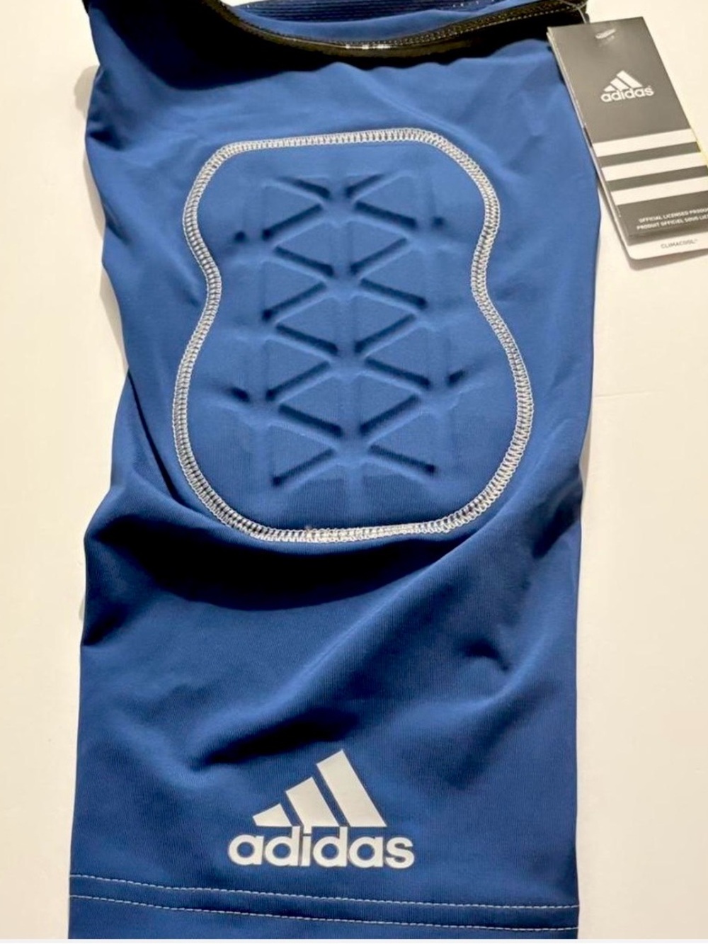 adidas TF IRONSKIN PAD
KNEE in a blue
